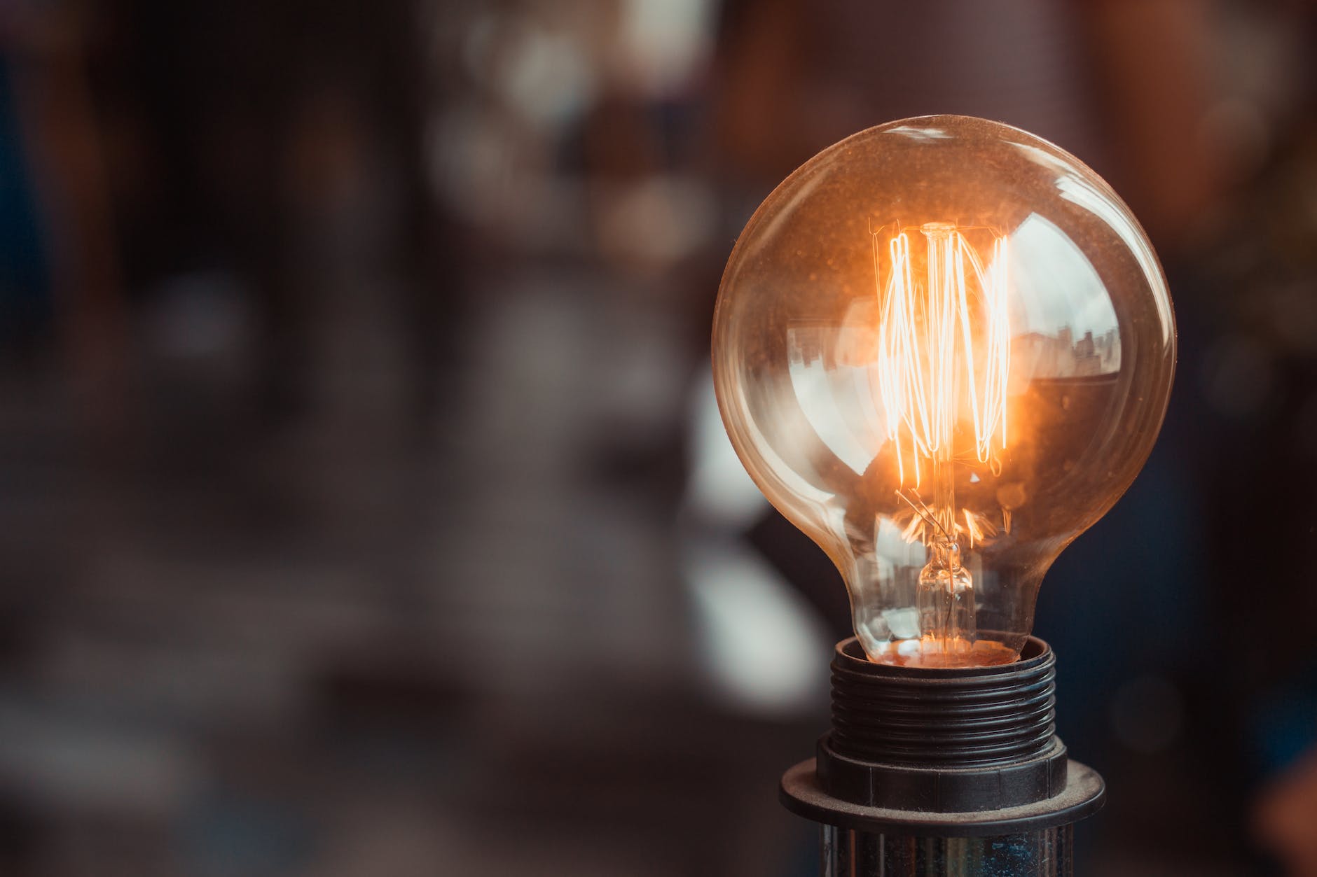 Top Ten: Highest Rated LED Light Bulbs on Amazon